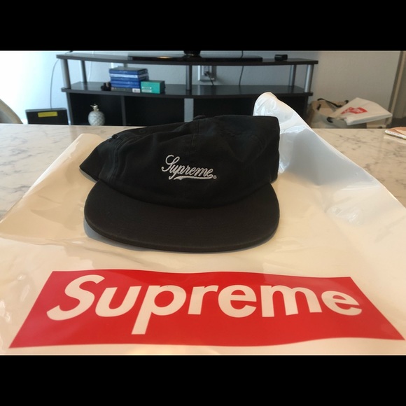 Supreme Hat - Script Logo - Picture 1 of 2